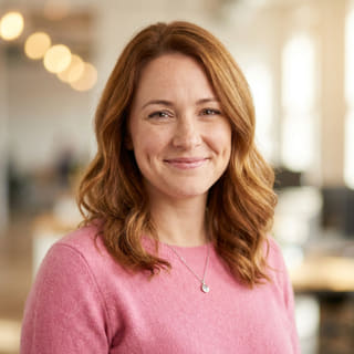 Emily Watson, oppført som leder for kundestøtte hos Kilde Vermofoss, i et profilbilde